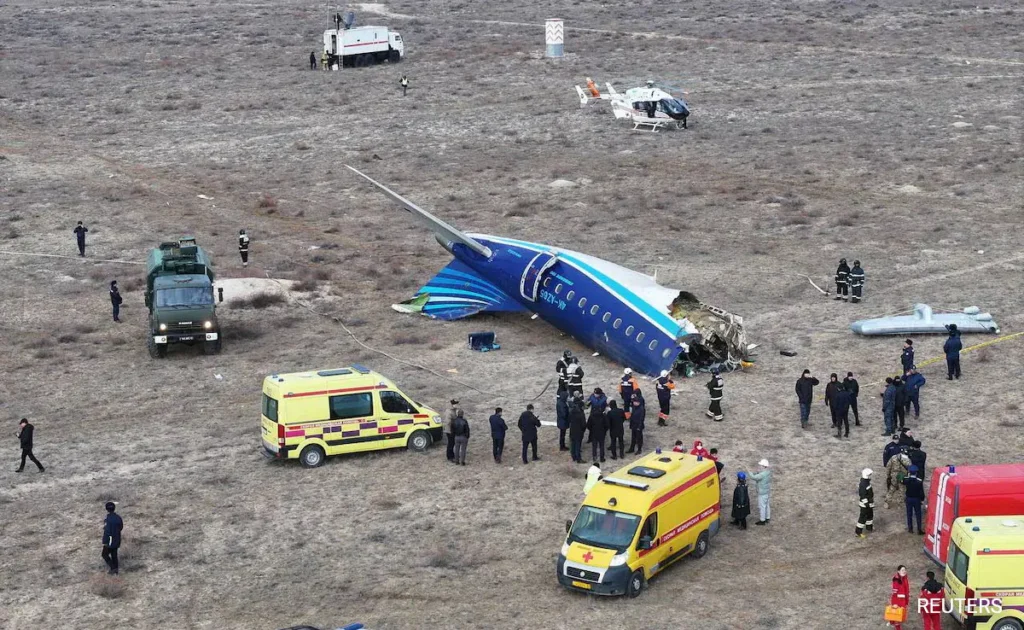 Αζερμπαϊτζάν Airlines: “Βαστάτε ποδαράκια μου να μη σας χέσει ο κώλος μου”