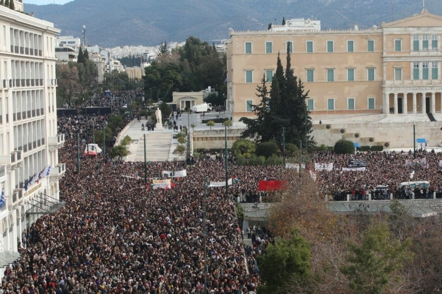 Η ανθελληνική αστυνομία που το μόνο της μέλημα είναι να μην πέσει το καθεστώς Μητσοτάκη με απόφαση σκάνδαλο απαγορεύει τις πτήσεις drones για την καταγραφή των εκατομμυρίων διαδηλωτών