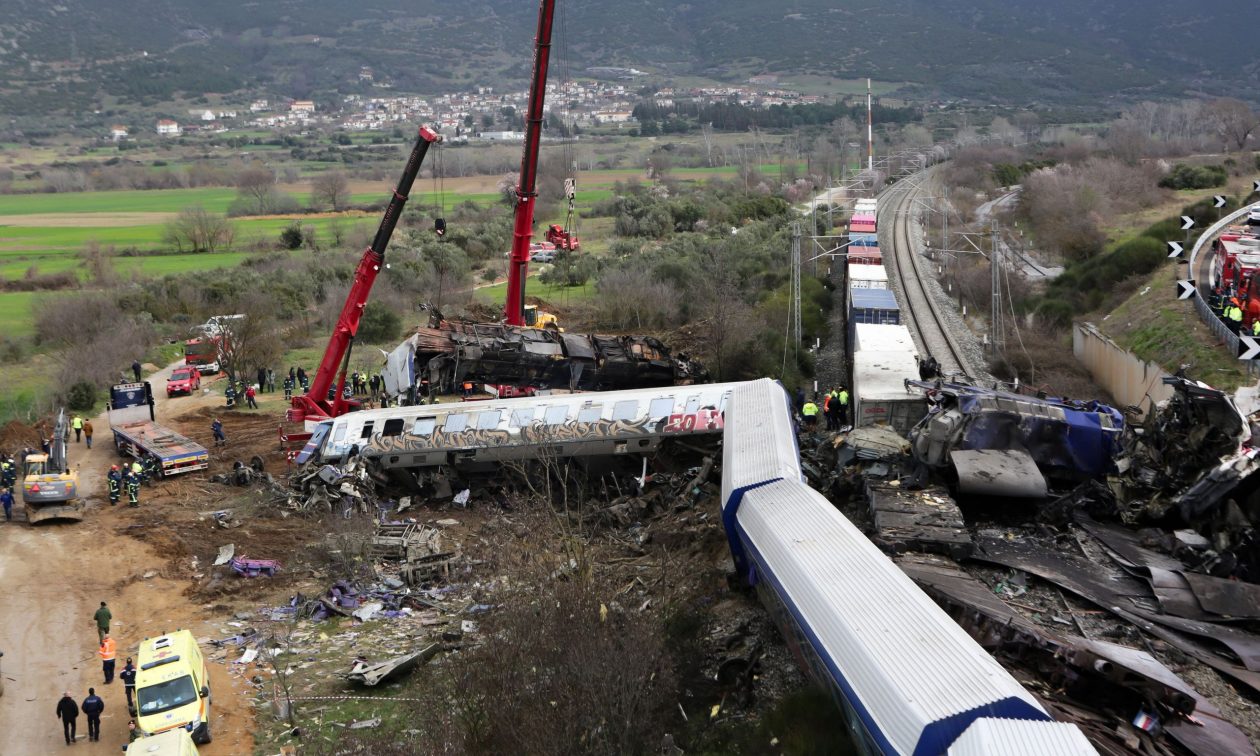 ΣΥΝΕΧΕΙΑ ΣΤΗ ΣΥΓΚΑΛΥΨΗ: «ΧΩΡΙΣ ΑΠΑΝΤΗΣΗ ΓΙΑ ΤΙΣ ΕΚΡΗΞΕΙΣ ΤΟ ΤΕΛΙΚΟ ΠΟΡΙΣΜΑ ΓΙΑ ΤΑ ΤΕΜΠΗ» – ΟΙ ΞΕΥΤΙΛΙΣΜΕΝΟΙ ΤΟΥ ΕΟΔΑΣΑΑΜ ΔΕΝ ΝΤΡΕΠΟΝΤΑΙ; ΠΟΣΑ ΑΡΠΑΞΑΝ ΓΙΑ ΝΑ ΒΑΛΟΥΝ ΤΗΝ ΥΠΟΓΡΑΦΗ ΤΟΥΣ; – ΘΑ ΤΟ ΠΑΜΕ ΜΕΧΡΙ ΤΕΛΟΥΣ ΜΕ ΤΑ ΛΑΜΟΓΙΑ ΚΑΙ ΤΟΥΣ ΔΟΛΟΦΟΝΟΥΣ