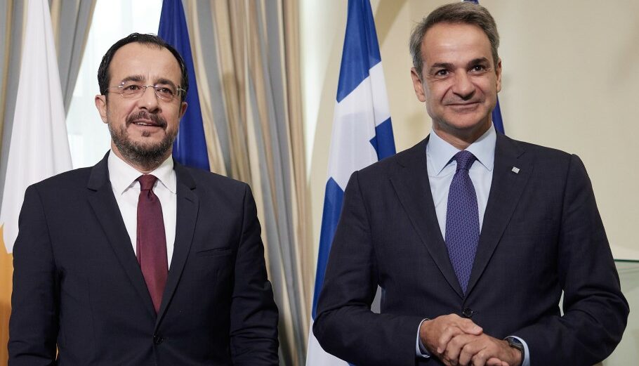 ΝΕΟ ΣΚΑΝΔΑΛΟ ΓΙΑ ΤΟΝ ΜΗΤΣΟΤΑΚΗ ΣΤΗ ΣΥΝΟΔΟ ΚΟΡΥΦΗΣ! Η ΚΥΠΡΟΣ ΕΒΑΛΕ ΒΕΤΟ ΣΤΟΥΣ ΤΟΥΡΚΟΥΣ ΓΙΑ ΤΟ ΡΩΣΟ-ΟΥΚΡΑΝΙΚΟ! ΓΙΑ ΤΟΝ ΚΟΥΛΗ “ΟΥΔΕΝ ΠΡΟΒΛΗΜΑ”