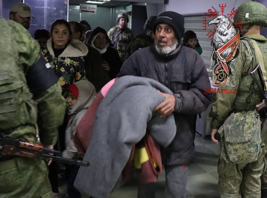ΙΣΛΑΜΙΚΗ ΚΟΛΑΣΗ ΣΤΗ ΣΥΡΙΑ: 745 ΝΕΚΡΟΙ ΑΜΑΧΟΙ ΣΚΟΤΩΘΗΚΑΝ ΑΠΟ ΤΙΣ ΔΥΝΑΜΕΙΣ ΑΣΦΑΛΕΙΑΣ – ΕΝ ΨΥΧΡΩ ΕΚΤΕΛΕΣΕΙΣ ΣΤΟΥΣ ΔΡΟΜΟΥΣ – ΠΑΡΕΜΒΑΣΗ ΤΩΝ ΧΡΙΣΤΙΑΝΙΚΩΝ ΕΚΚΛΗΣΙΩΝ ΓΙΑ ΤΙΣ ΣΦΑΓΕΣ, ΚΟΙΝΗ ΔΗΛΩΣΗ ΑΠΟ ΤΟΥΣ ΤΡΕΙΣ ΠΑΤΡΙΑΡΧΕΣ (ΠΡΟΣΟΧΗ, ΣΚΛΗΡΕΣ ΕΙΚΟΝΕΣ)