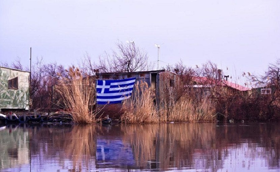 ΑΘΟΡΥΒΟΣ ΕΠΟΙΚΙΣΜΟΣ ΣΤΟΝ ΕΒΡΟ ΜΕ ΥΠΟΓΡΑΦΗ ΤΗΝ ΑΔΙΑΦΟΡΙΑ ΚΥΡΙΑΚΟΥ ΜΗΤΣΟΤΑΚΗ: ΒΟΥΛΓΑΡΟΙ ΚΑΙ ΤΟΥΡΚΟΙ ΑΓΟΡΑΖΟΥΝ ΣΠΙΤΙΑ ΣΤΗΝ ΠΕΡΙΟΧΗ – ΘΑ ΖΗΤΗΣΟΥΝ ΚΑΙ ΤΖΑΜΙΑ – ΚΑΤΑΓΓΕΛΙΕΣ ΑΠΟ ΤΟΝ ΔΗΜΑΡΧΟ ΑΛΕΞΑΝΔΡΟΥΠΟΛΗΣ, ΠΕΦΤΕΙ ΑΠΟ ΜΕΣΑ Ο ΠΡΩΘΥΠΟΥΡΓΟΣ ΤΗΣ ΔΕΚΑΡΑΣ