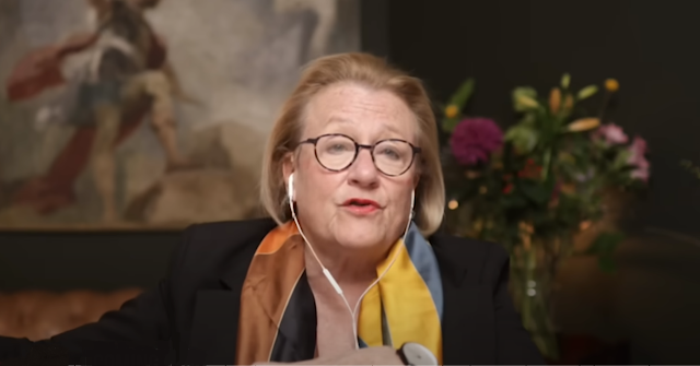 CATHERINE AUSTIN FITTS: «Η ΣΗΜΕΡΙΝΗ ΚΥΒΕΡΝΗΣΗ ΤΟΠΟΘΕΤΗΘΗΚΕ ΑΠΟ ΤΟΥΣ ΤΡΑΠΕΖΙΤΕΣ ΓΙΑ ΝΑ ΟΛΟΚΛΗΡΩΣΕΙ ΤΟ ΠΛΕΓΜΑ ΕΛΕΓΧΟΥ! ΔΕΝ ΕΙΝΑΙ ΤΕΧΝΟΚΡΑΤΙΑ. ΕΙΝΑΙ ΣΚΛΑΒΙΑ!» 
