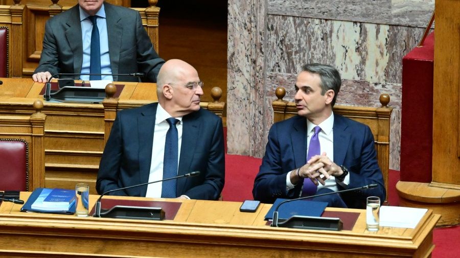 ΕΒΓΑΛΕ ΤΟ «ΠΑΤΡΙΩΤΟΜΕΤΡΟ» Ο ΜΗΤΣΟΤΑΚΗΣ ΠΟΥ ΔΕΝ ΧΑΛΑΕΙ ΧΑΤΙΡΙ ΣΤΗΝ ΟΥΡΣΟΥΛΑ ΚΑΙ ΣΤΟΥΣ ΕΥΡΩΠΑΙΟΥΣ ΓΙΑ ΤΟΝ ΑΜΥΝΤΙΚΟ ΕΞΟΠΛΙΣΜΟ – «ΠΑΡΑΛΑΒΑΜΕ ΧΑΟΣ ΚΑΙ ΤΑ… ΦΤΙΑΞΑΜΕ ΟΛΑ» – ΙΔΡΥΕΙ ΓΡΑΜΜΑΤΕΙΑ ΕΘΝΙΚΗΣ ΑΣΦΑΛΕΙΑΣ ΜΕ ΕΠΙΚΕΦΑΛΗΣ ΤΟΝ ΝΤΟΚΟ ΤΟΥ ΑΝΘΕΛΛΗΝΙΚΟΥ ΕΛΙΑΜΕΠ