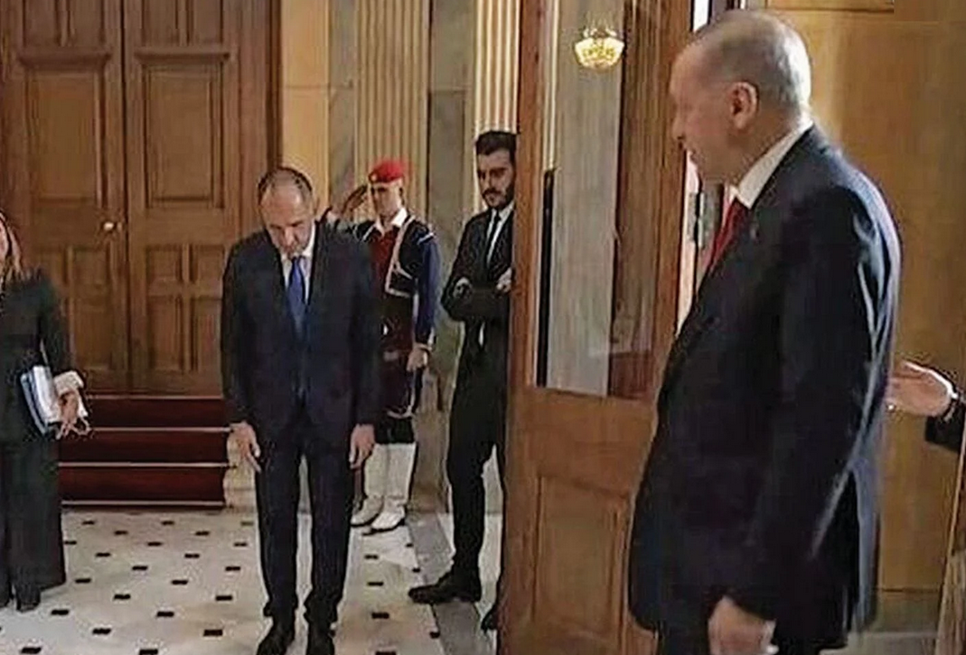 ΤΑ ΧΑΛΙΑ ΜΑΣ! Οι Τούρκοι βρίζουν τους Έλληνες αλλά θαυμάζουν τον Γεραπετρίτη: «Σέβεται απόλυτα τον Πρόεδρο Ερντογάν»