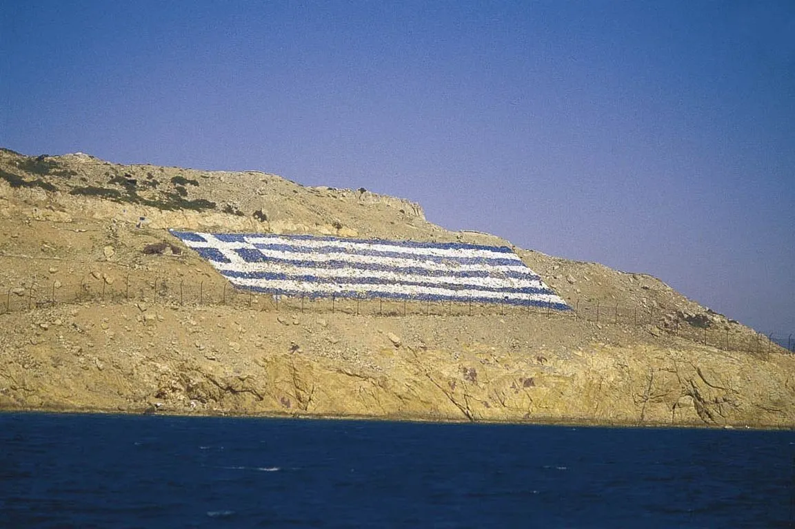 ΞΕΠΟΥΛΑΝΕ ΤΗΝ ΕΛΛΑΔΑ! ΤΟΥΡΚΙΚΑ ΤΑ ΙΜΙΑ ΚΑΙ ΜΕ ΤΗ ΣΦΡΑΓΙΔΑ ΤΗΣ ΕΛΛΗΝΙΚΗΣ ΔΗΜΟΚΡΑΤΙΑΣ – ΔΗΜΟΣΙΟΣ ΦΟΡΕΑΣ ΕΜΦΑΝΙΖΕΙ ΤΙΣ ΒΡΑΧΟΝΗΣΙΔΕΣ ΣΤΟΥΣ ΟΘΩΜΑΝΟΥΣ – ΓΙΑ ΠΟΣΟ ΑΚΟΜΑ ΘΑ ΔΙΑΛΥΟΥΝ ΤΗΝ ΠΑΤΡΙΔΑ ΜΑΣ;