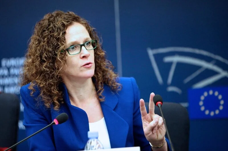 Ευρωπαϊκή Επιτροπή PEGA: «Το κατασκοπευτικό λογισμικό χρησιμοποιείται ως εργαλείο πολιτικής εξουσίας και ελέγχου στα χέρια του Μητσοτάκη».