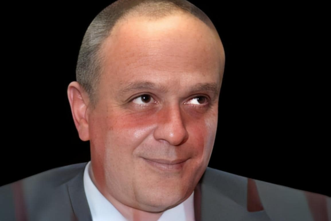 Δημήτρης Σκουτέρης: «Κολλητός» με τον περιβόητο ανακριτή των Τεμπών, Σωτήρη Μπακαΐμη – Διώχθηκε πειθαρχικά από τον Άρειο Πάγο για απειλές κατά δασκάλας πριν 10 χρόνια – Με τις πλάτες του Δημητριάδη έχει αποκτήσει την πεποίθηση ότι δεν μπορεί κανένας να τον ακουμπήσει