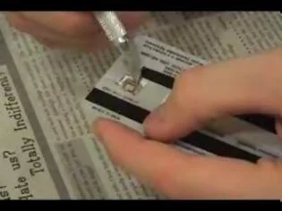 ΠΩΣ ΤΟ ΤΣΙΠΑΚΙ RFID πάει να μπει στη ζωή μας…
