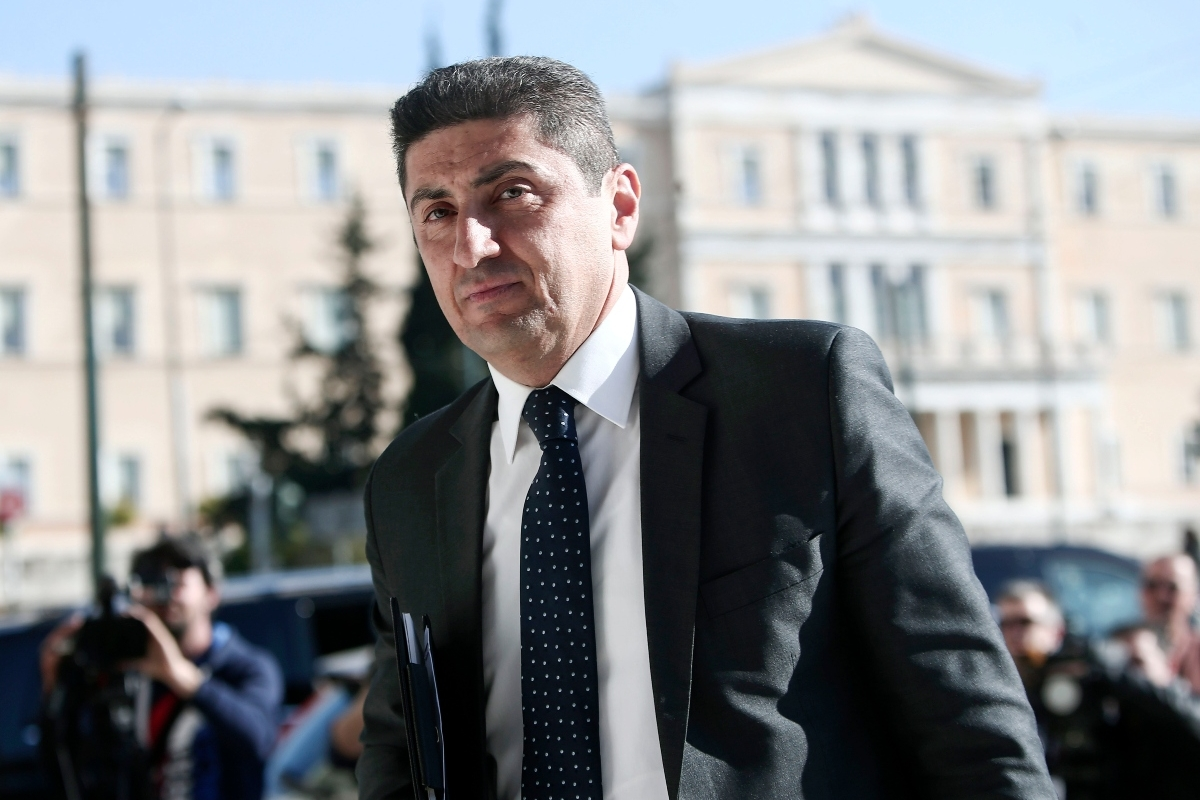 Συνομιλίες «κόλαση» για τον προστατευόμενο της Μπακογιάννη – Λευτέρης Ζερβός (αντιπρόεδρος ΟΠΕΚΕΠΕ): «Έγινε καταγγελία για 150 κτηνοτρόφους στην Κρήτη που έπαιρναν παράνομες επιδοτήσεις και εγώ μαζί με τον Αυγενάκη την βάλαμε στο συρτάρι»
