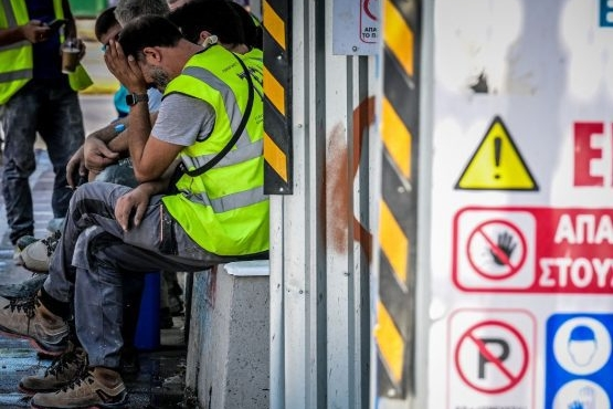 Eurostat: Οι Έλληνες εργάζονται περισσότερες ώρες από όλους στην ΕΕ