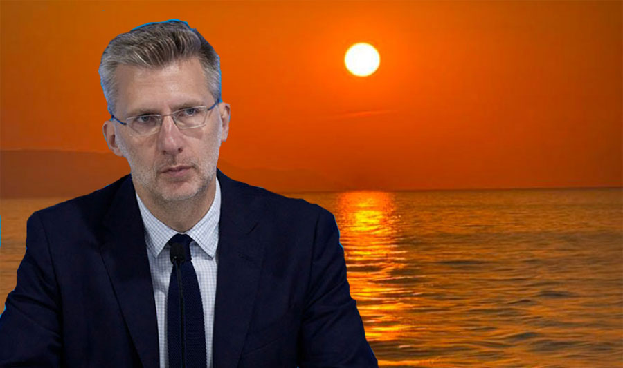 Ο Σκέρτσος εύχεται… «καλό συρτάρι» στους Έλληνες που δεν είχαν λεφτά για διακοπές!