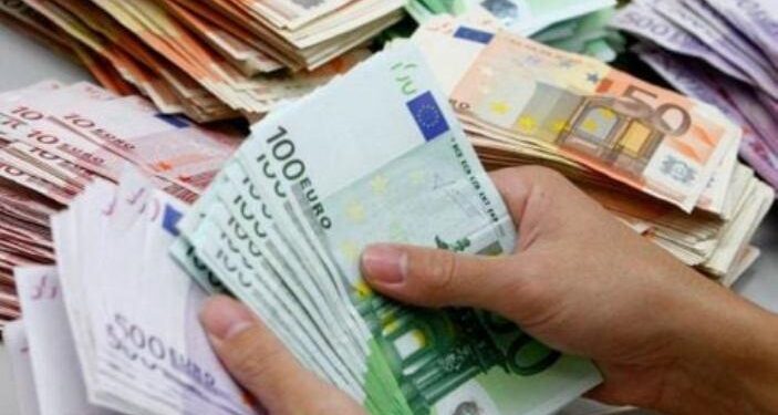 Αποκαλυπτική Μαρία Δεναξά για την “κοινωνία χωρίς μετρητά”: Πρώτη γεύση από το χάος της ψηφιακής εποχής στην περίπτωση που εξαφανιστούν τα μετρητά!