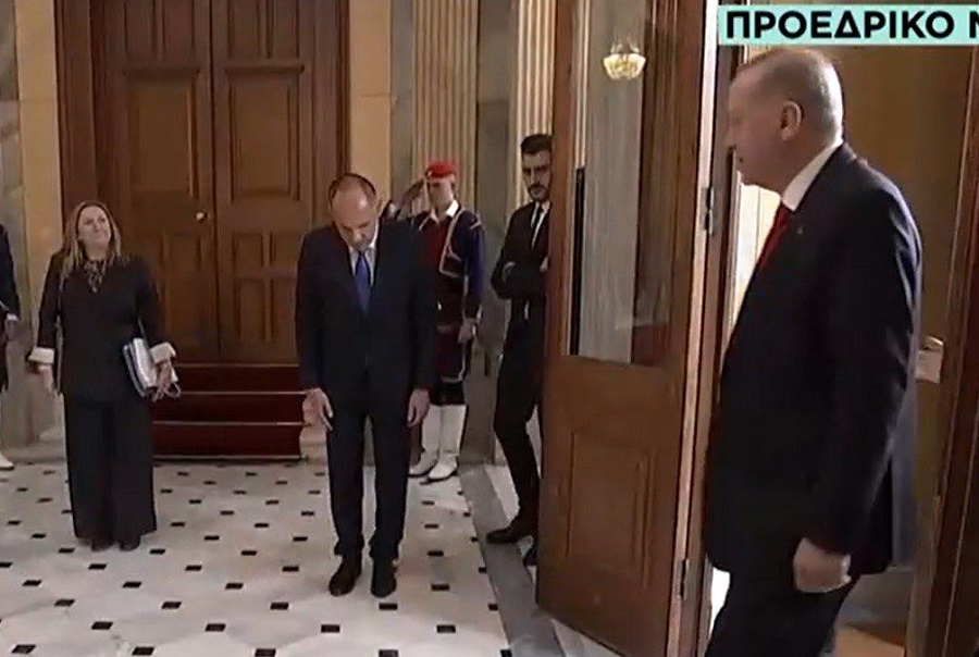 ΡΑΓΙΑΣ ΜΕΧΡΙ ΤΟ ΜΕΔΟΥΛΙ – Ο ΓΕΡΑΠΕΤΡΙΤΗΣ ΞΕΠΕΡΝΑΕΙ ΤΗ ΦΑΠΑ ΜΕ ΤΗ ΣΥΝΑΝΤΗΣΗ ΜΗΤΣΟΤΑΚΗ – ΕΡΝΤΟΓΑΝ ΚΑΙ ΥΠΟΣΧΕΤΑΙ ΗΡΕΜΑ ΝΕΡΑ ΜΕ ΤΗΝ ΤΟΥΡΚΙΑ: «ΘΑ ΤΑ ΒΡΟΥΜΕ ΣΕ ΟΛΑ», ΔΗΛΩΣΕ Ο ΤΟΥΡΚΟΣ ΕΣΩΤΕΡΙΚΟΥ ΚΑΙ ΠΡΟΚΑΛΕΙ ΟΡΓΗ ΣΤΟ ΠΑΝΕΛΛΗΝΙΟ