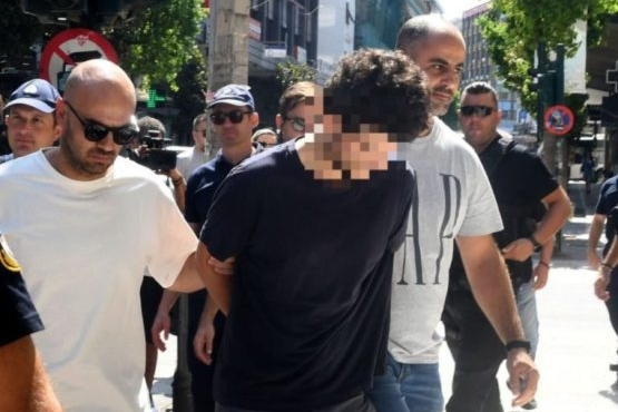 Ακόμη μία σκευωρία της εγκληματικής οργάνωσης Μητσοτάκη έπεσε στο κενό – Ελεύθεροι οι δύο νεαροί που κατηγορήθηκαν για εμπρησμό στην Πάτρα – Ο σύγχρονος Νέρωνας έκαψε την Αχαΐα για να φυτέψει ανεμογεννήτριες σε ορεινά σημεία