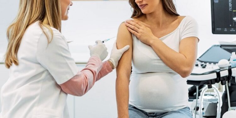 Ενδείξεις ότι τα Εμβόλια mRNA Έβλαψαν την Γονιμότητα των Γυναικών