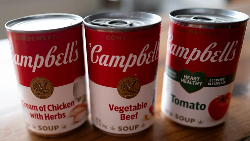 Ο αντιπρόεδρος γνωστής εταιρίας τροφίμων “Campbell’s”, σε κρυφό ηχητικό είπε: παρασκευάζουμε ανθυγιεινά και βιοτεχνολογικά επεξεργασμένα “σκατά” για φτωχούς ανθρώπους.