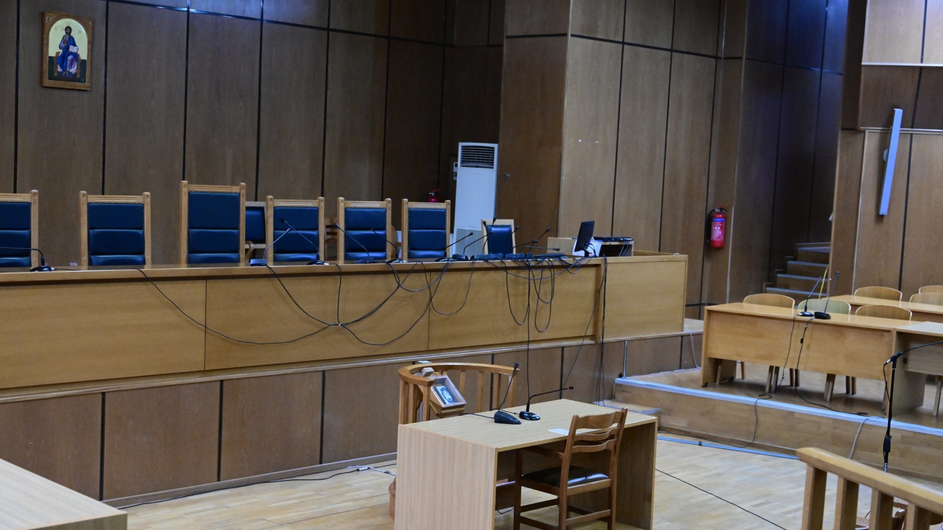 Αθώοι… 1.061 κατηγορούμενοι για «κύκλωμα» που χορηγούσε ψευδείς γνωματεύσεις σε αιτούντες άσυλο
