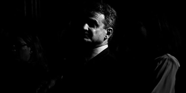 Τα «περίεργα παιχνίδια» με την ψήφο των αποδήμων – Τι διακυβεύεται