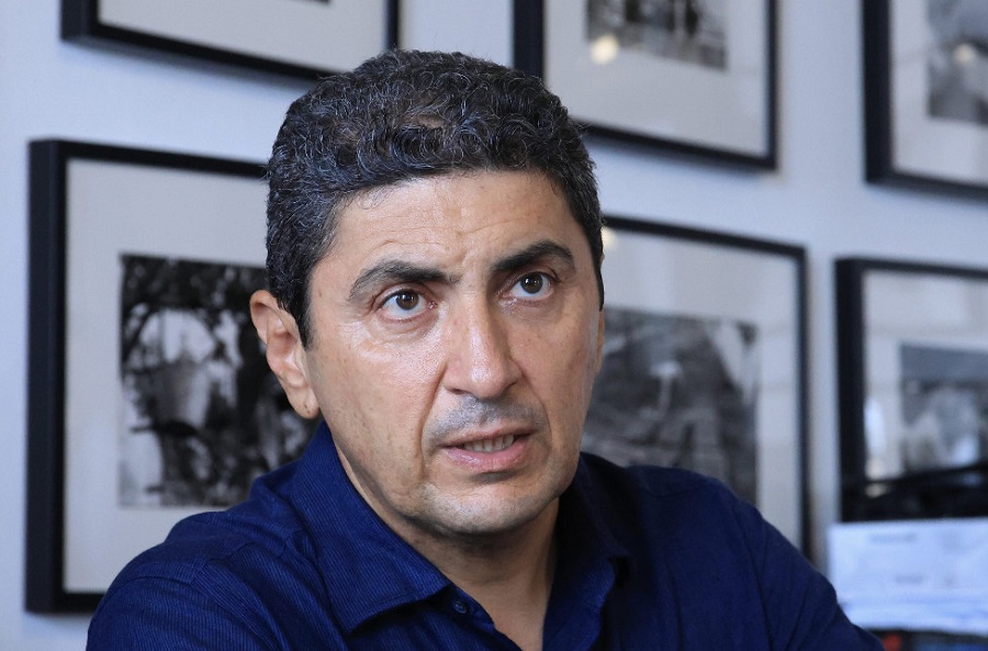 ΑΠΟΚΑΛΥΨΗ – ΚΟΛΑΣΗ: Η ΣΟΦΙΑ ΝΤΑΜΠΑΚΑΚΗ ΚΑΤΗΓΟΡΕΙΤΑΙ ΩΣ «ΥΠΑΡΧΗΓΟΣ» ΚΥΚΛΩΜΑΤΟΣ – ΑΡΧΗΓΟΣ Ο ΣΥΖΥΓΟΣ ΤΗΣ – ΕΓΚΛΗΜΑΤΙΚΗ ΟΡΓΑΝΩΣΗ ΜΕ ΕΜΠΟΡΙΑ ΜΕΤΑΝΑΣΤΩΝ ΚΑΙ ΚΕΡΔΗ ΑΝΩ ΤΩΝ 5 ΕΚΑΤ. ΕΥΡΩ – Η ΚΟΥΜΠΑΡΑ ΑΥΓΕΝΑΚΗ ΜΕΣΑ ΣΕ ΟΛΑ: ΟΠΕΚΕΠΕ, ΠΕΡΙΦΕΡΕΙΑ ΚΡΗΤΗΣ ΚΑΙ TRAFFICKING