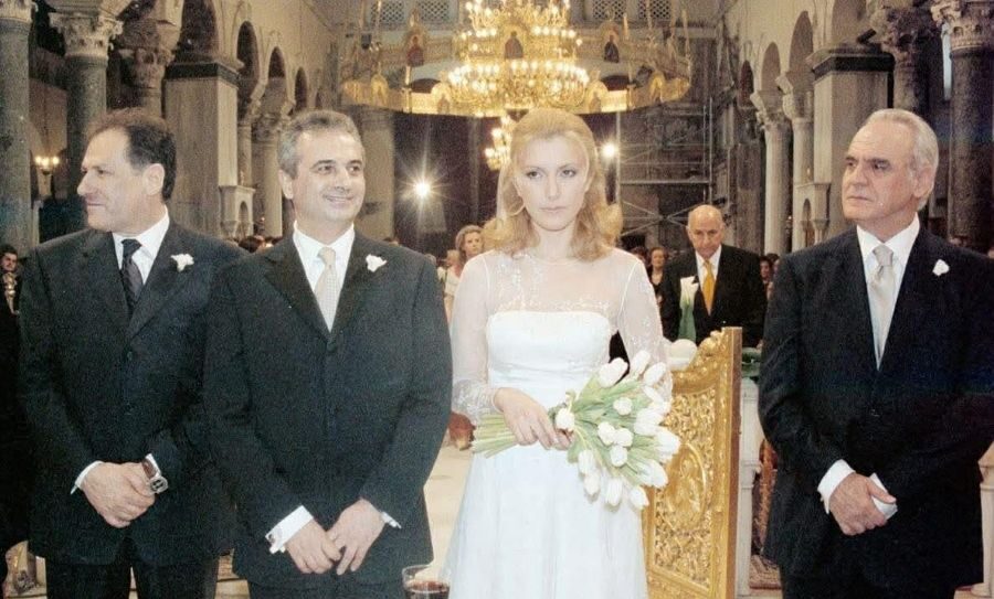 Όταν η Φωτεινή Αραμπατζή παντρεύτηκε τον Μαγκριώτη με κουμπάρους τους Τζοχατζόπουλο και Λαλιώτη