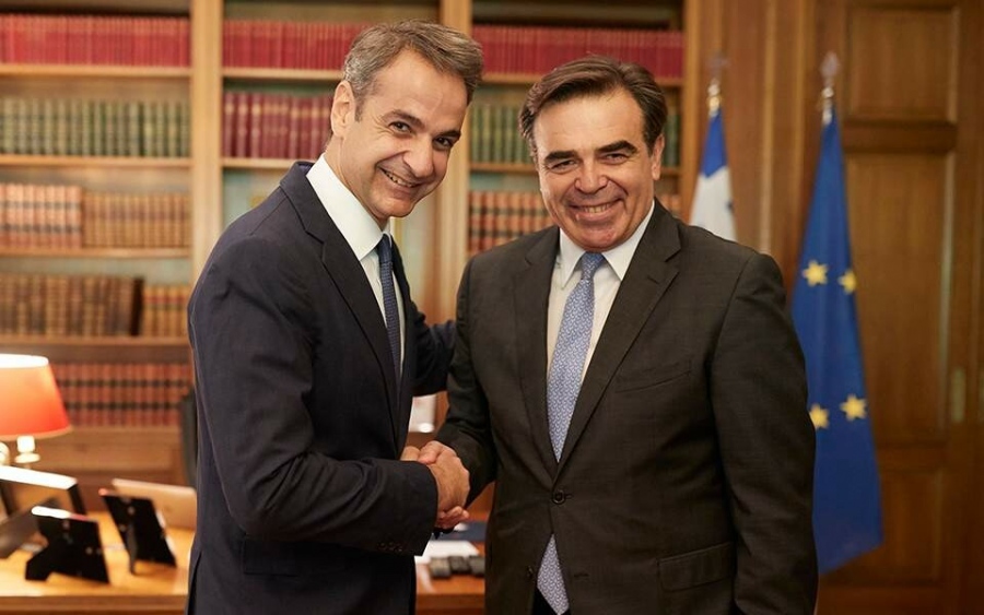 Ανασχηματισμός φιάσκο – Έβαλαν υπουργό τον Μαργαρίτη Σχοινά που είναι κουμπάρος του υπόδικου για τον ΟΠΕΚΕΠΕ, Δ. Μελά