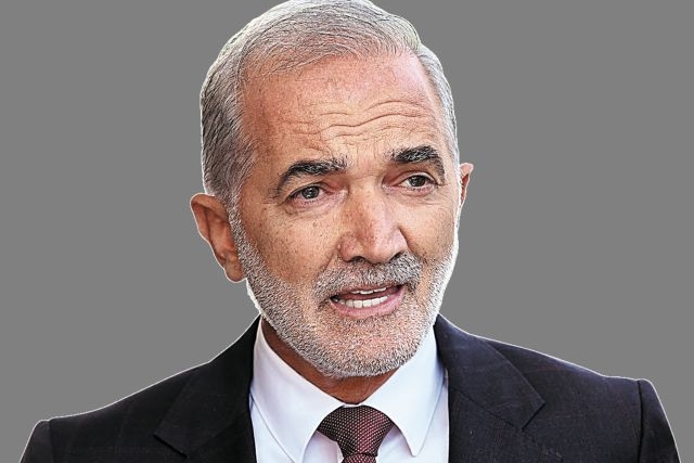 Μάριος Σαλμάς: Δύο δισεκατομμύρια από ευρωπαϊκά χρήματα πήγαν στους ιδιώτες αντί στη δημόσια υγεία – Διαφθορά δίχως τέλος με πρωταγωνιστή τον Άδωνη Γεωργιάδη