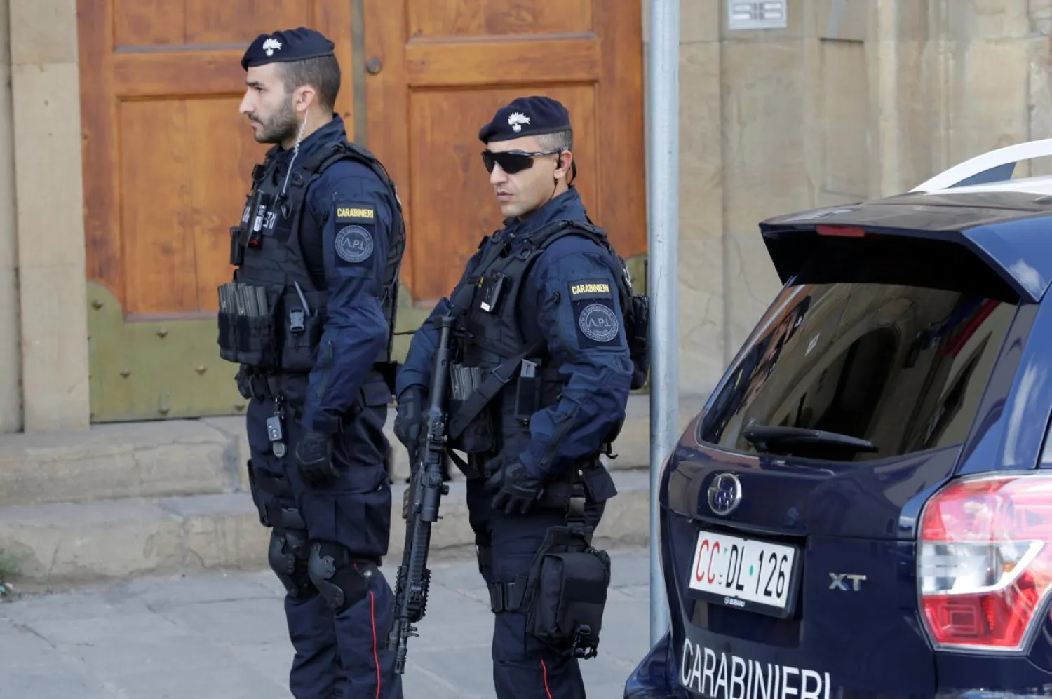 Βίντεο: Παράνομοι αλλοδαποί μαχαιρώνουν πατέρα μπροστά στο παιδί του στην Ιταλία