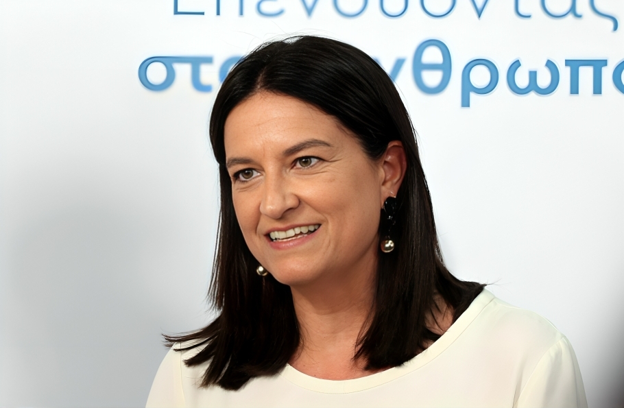 Μία απέραντη δικογραφία η κυβέρνηση Μητσοτάκη – Κατεπείγουσα έρευνα από την Ευρωπαϊκή Εισαγγελία για τους διαδραστικούς πίνακες της Κεραμέως – Σκάνδαλο ύψους 120.000.0000 ευρώ