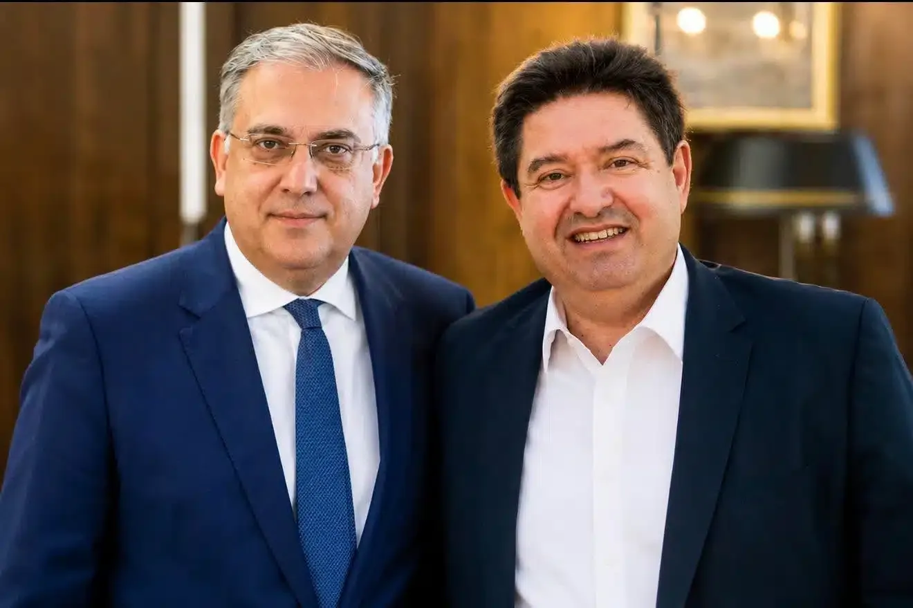 ΓΙΑ ΝΑΡΚΩΤΙΚΑ! ΣΤΟ ΣΚΑΜΝΙ ο γιος του Θεοδωρικάκου και ο πρώην αρχηγός της ΕΛ.ΑΣ…
