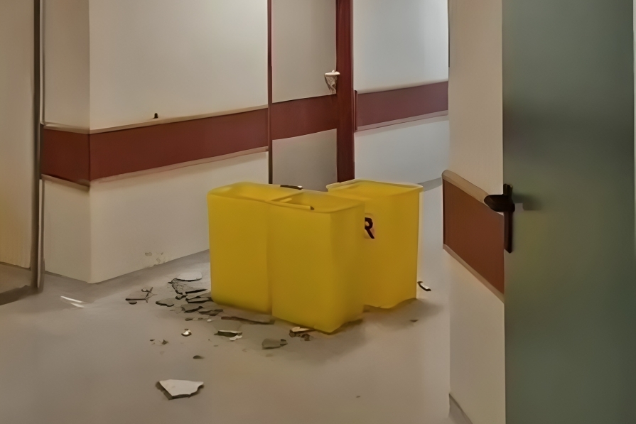 Πλημμύρισε το Νοσοκομείο Ρόδου και έπεφταν σοβάδες – Πριν λίγες μέρες ήταν εκεί ο Μητσοτάκης και μίλησε για ανάπτυξη – Είναι επικίνδυνοι και ανίκανοι – Ήρθαν για να αρπάξουν και να φύγουν