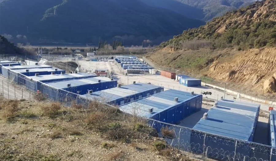 ΑΥΤΟΥΣ ΕΧΕΤΕ ΜΑΖΕΨΕΙ ΣΤΗΝ ΕΛΛΑΔΑ ΜΑΣ – ΓΕΛΑΝΕ ΤΗΝ ΩΡΑ ΠΟΥ ΣΠΑΝΕ ΟΤΙ ΒΡΙΣΚΟΥΝ ΜΠΡΟΣΤΑ ΤΟΥΣ ΣΤΗ ΔΟΜΗ ΤΗΣ ΣΙΝΤΙΚΗΣ – ΑΠΟΚΑΛΥΠΤΙΚΟ ΒΙΝΤΕΟ